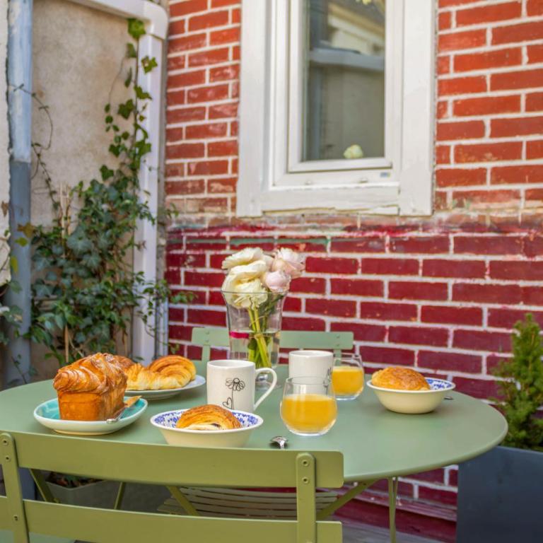 Le Patio des Arts - By PrestiPlace - Villa - 10