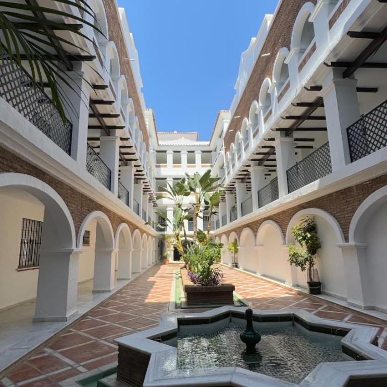 Benalmádena coastal apartment - Two-Bedroom Apartment - 17