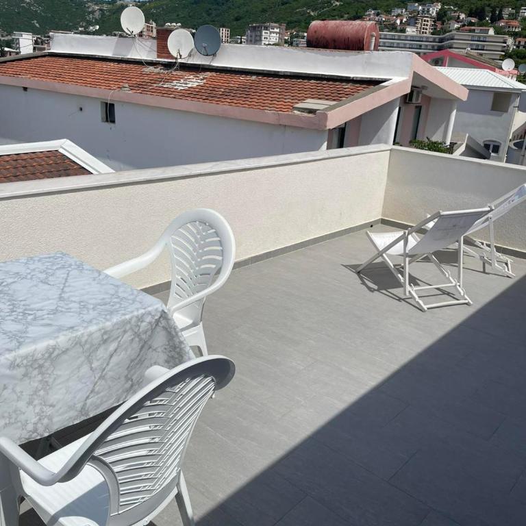 New house - One-Bedroom Apartment - 13