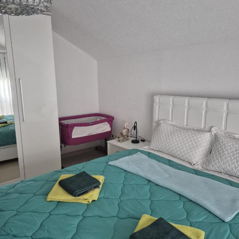 Apartman IN - Two-Bedroom Apartment - 16