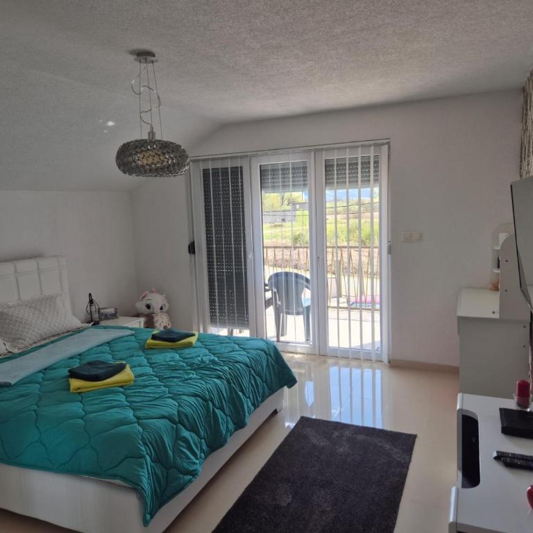 Apartman IN - Two-Bedroom Apartment - 19