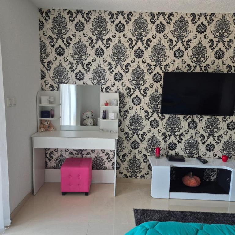 Apartman IN - Two-Bedroom Apartment - 21