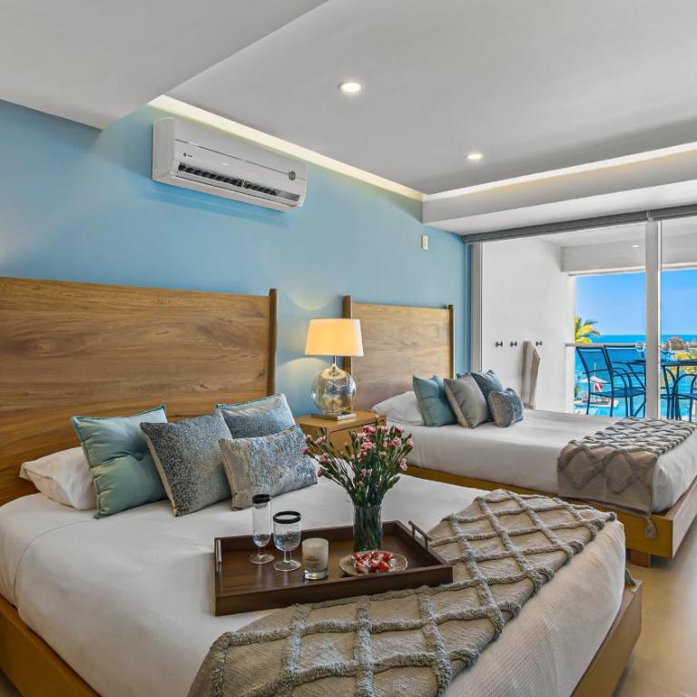 Gorgeous 1BR Condo with Pools & Sea Views - Apartamento - 1