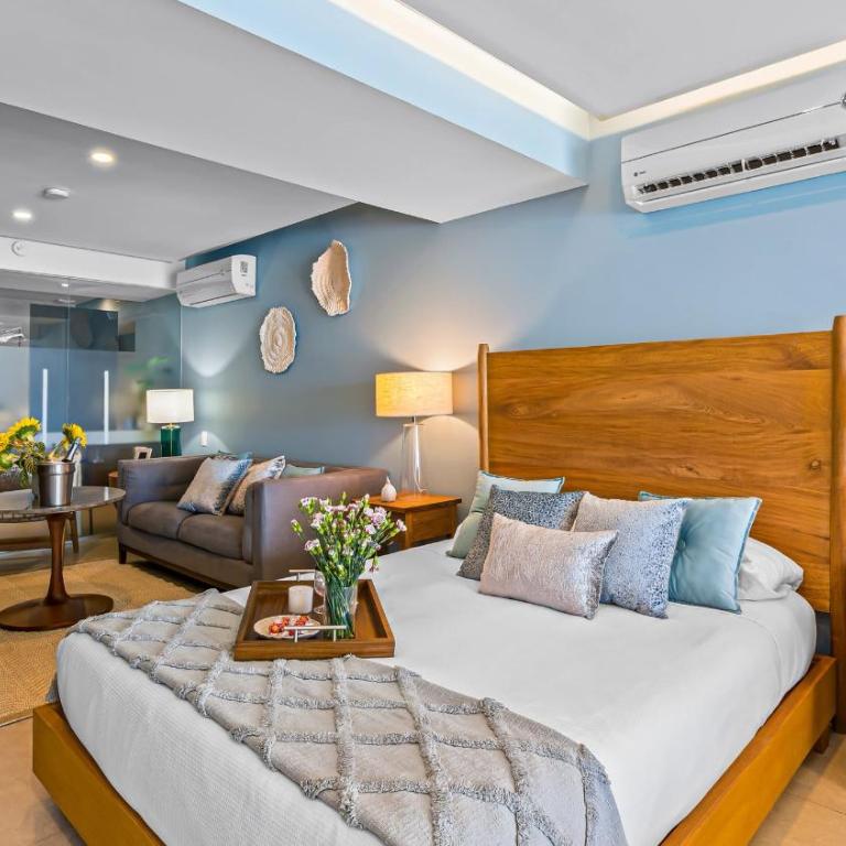 Gorgeous 1BR Condo with Pools & Sea Views - Apartamento - 22