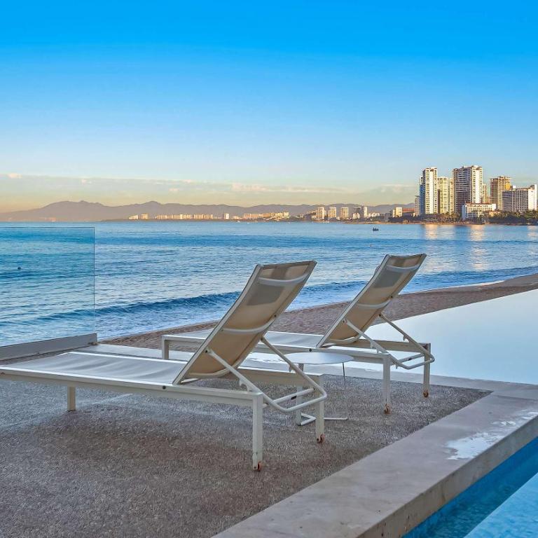 Gorgeous 1BR Condo with Pools & Sea Views - Apartamento - 38