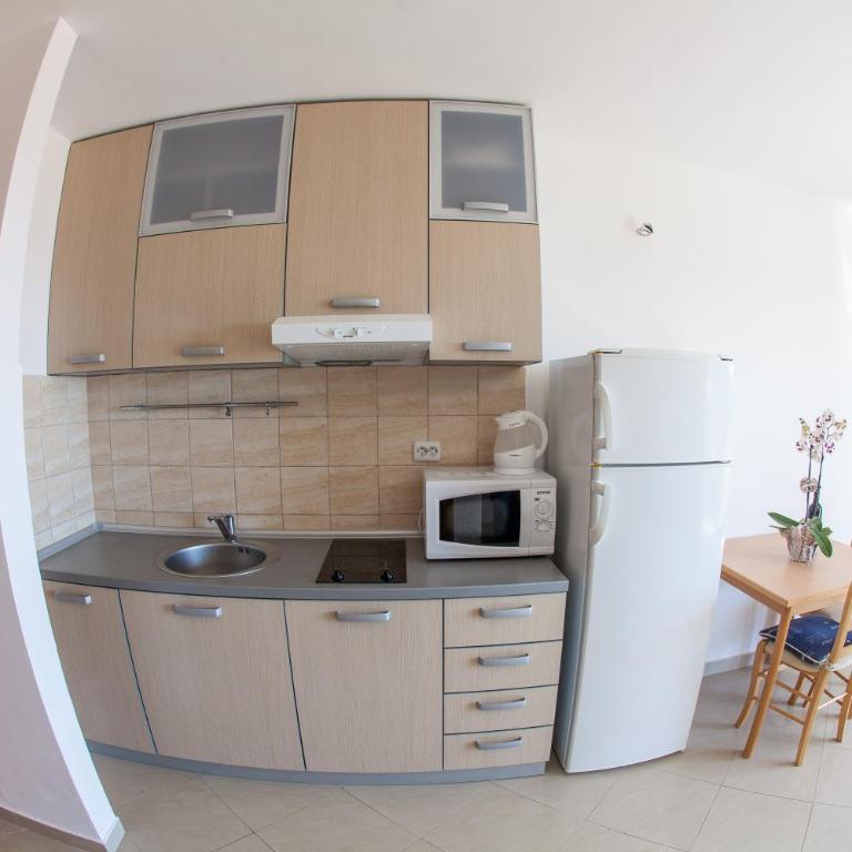 Apartments Charme - Studio with Sea View - 5
