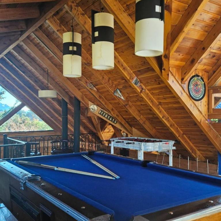 Futa Hue, Chalet Exclusivo Para 10 Pool Parrilla Jardín Y Espectacular Vista Al Cerro Otto - Casa de 4 dormitorios - 7