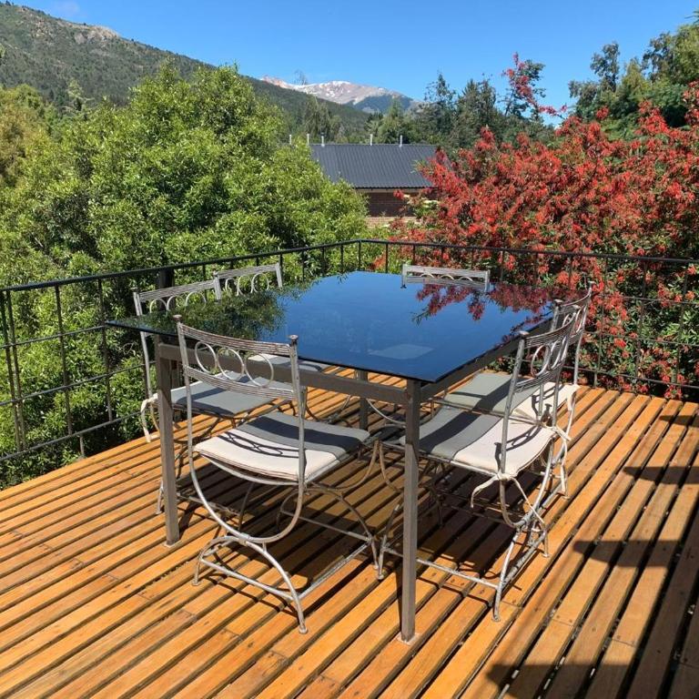 Futa Hue, Chalet Exclusivo Para 10 Pool Parrilla Jardín Y Espectacular Vista Al Cerro Otto - Casa de 4 dormitorios - 27