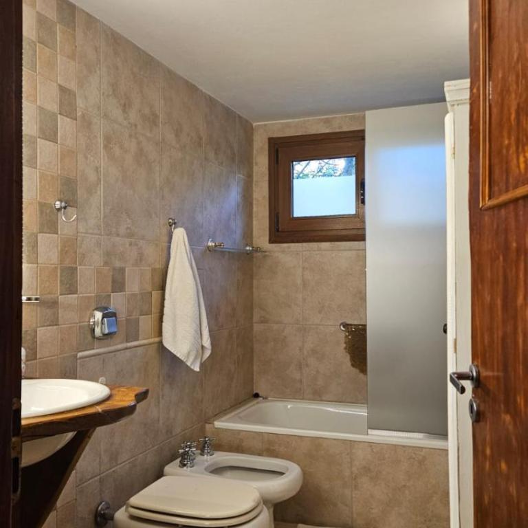 Futa Hue, Chalet Exclusivo Para 10 Pool Parrilla Jardín Y Espectacular Vista Al Cerro Otto - Casa de 4 dormitorios - 41