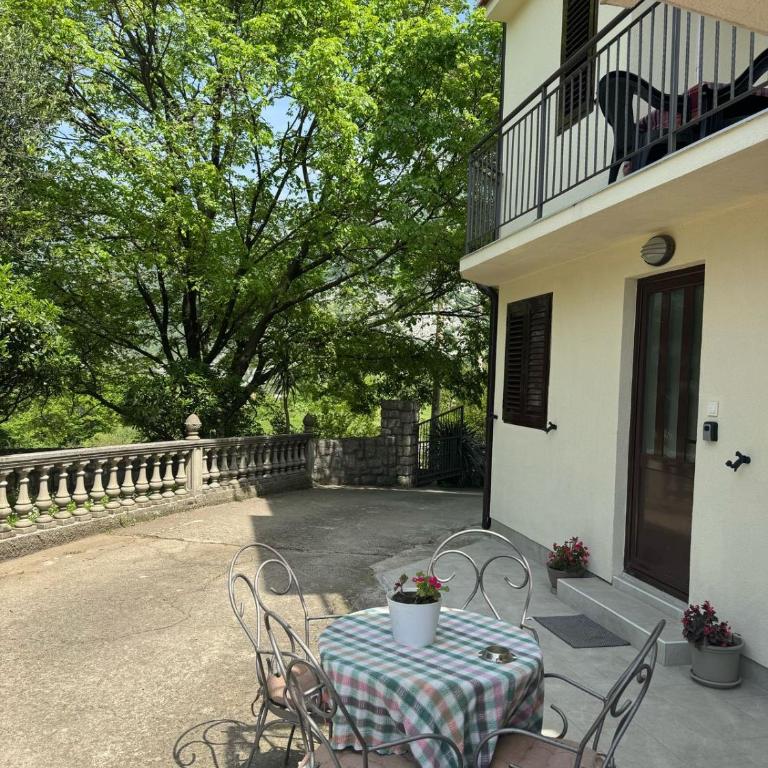 Midpoint - One-Bedroom Apartment - 24