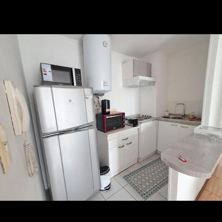 Departamento familiar con estacionamiento - Apartamento de 2 dormitorios - 2