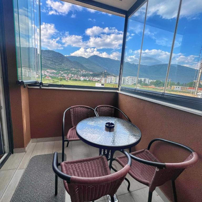Humland - One-Bedroom Apartment - 12