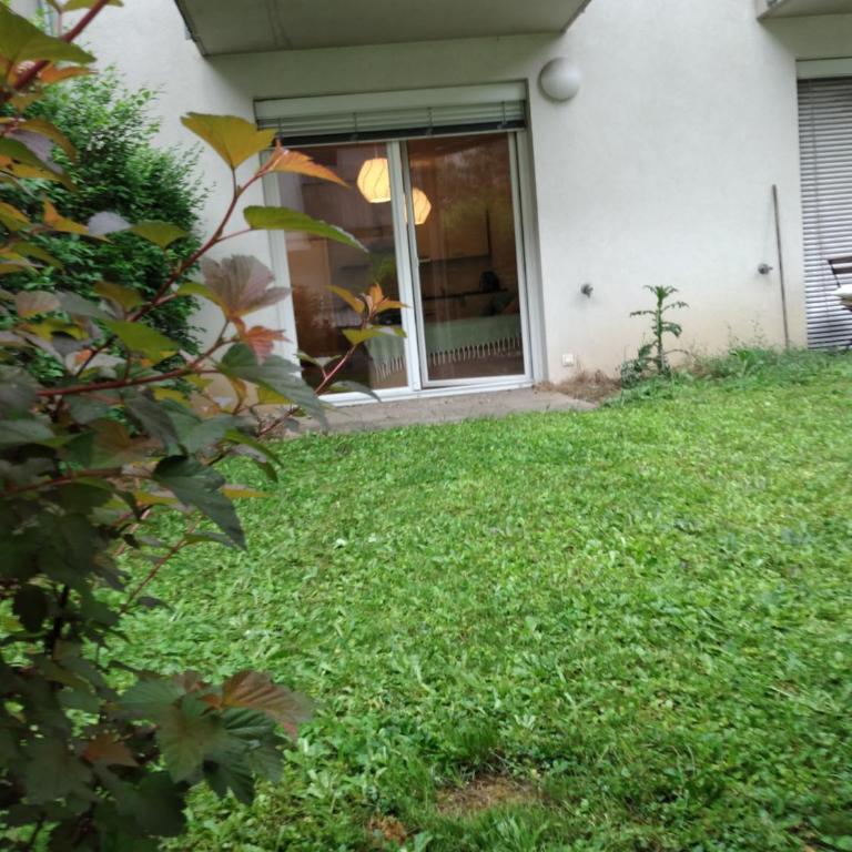 BLR Apart - One-Bedroom Apartment - 23