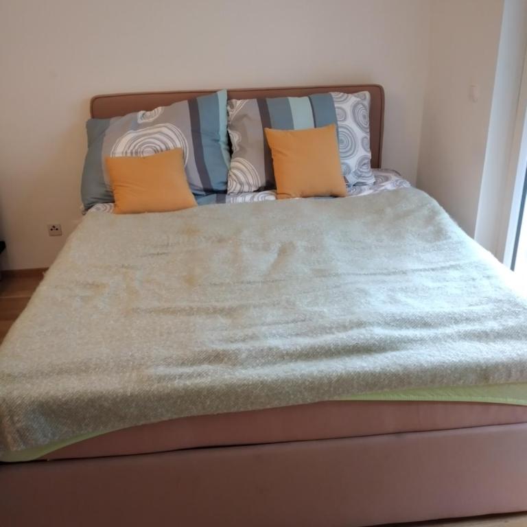 BLR Apart - One-Bedroom Apartment - 6