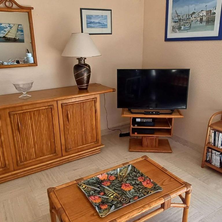 Spacieux Appartement T3 avec Terrasse Ensoleillée et Parking - FR-1-494-211 - Appartamento - 2