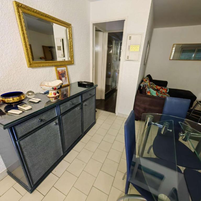 Villa mitoyenne climatisée T3 avec piscine et parking pour 6 - FR-1-607-217 - Casa Vacanze - 3
