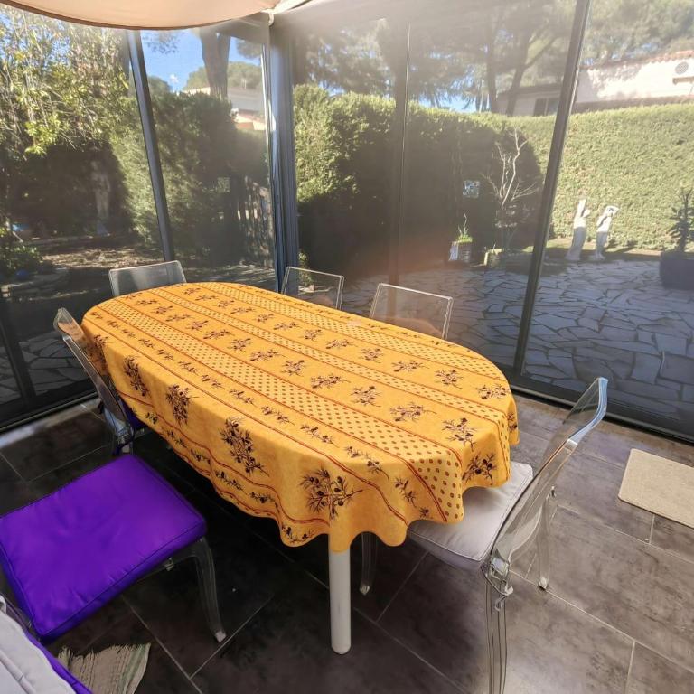 Villa mitoyenne climatisée T3 avec piscine et parking pour 6 - FR-1-607-217 - Casa Vacanze - 22