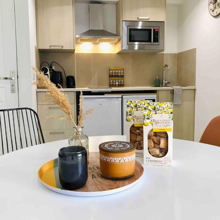 Maisonnette au calme dans résidence avec piscine - Appartement 2 Chambres - 12