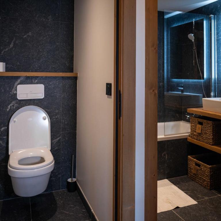 Exclusive accommodation terrace, parking and pool - Apartment mit 2 Schlafzimmern und Poolblick - 19