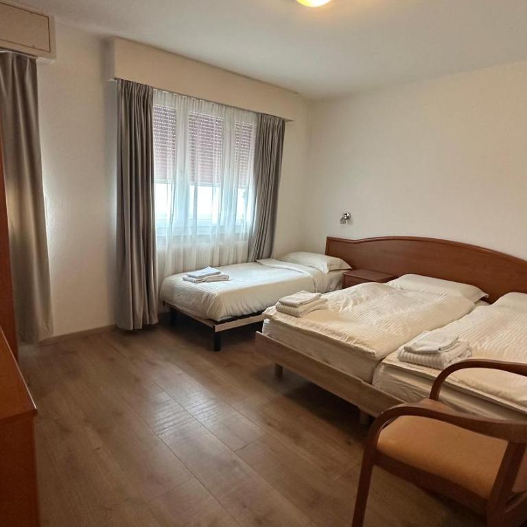 Hotel Du Quai - Dreibettzimmer - 2