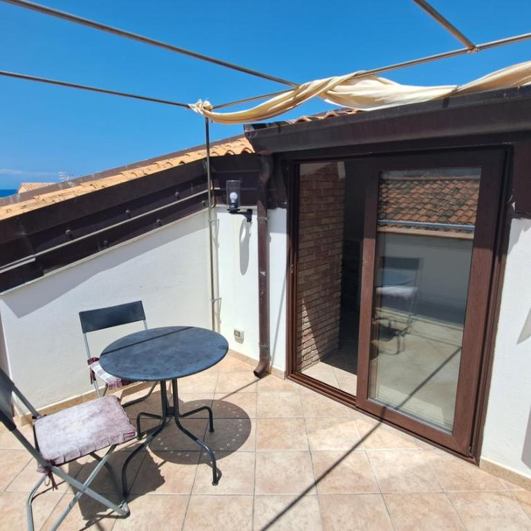 Le Terrazze - Appartamento con 1 Camera da Letto e Vista Mare - 1