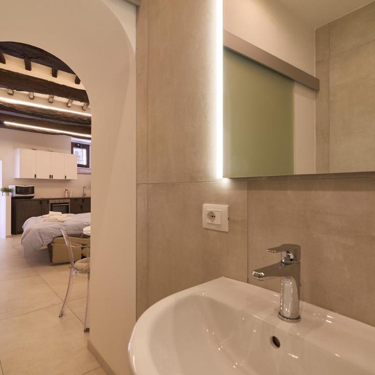 AM Stays 12 - Charming loft in the heart of Perugia - Appartamento con 1 Camera da Letto - 17