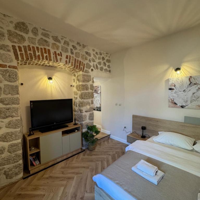 Apartments Marilu - Double Studio with Garden - 5