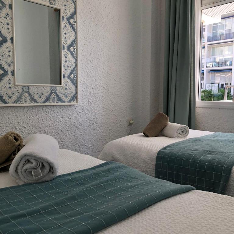 Skol Apartments Marbella - One Bedroom - Pool and Sea Views - Apartamento de 1 dormitorio - 8
