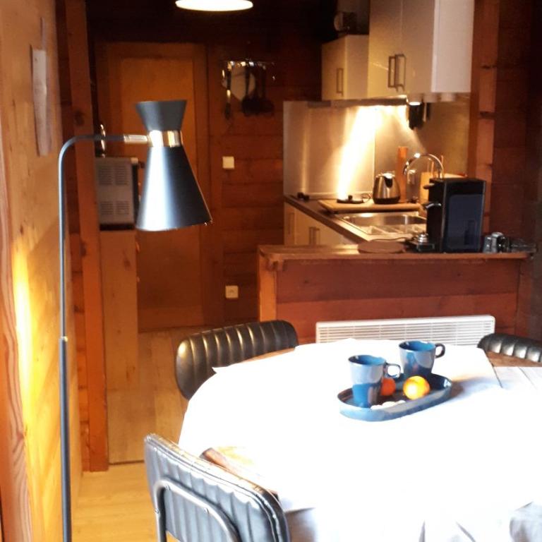 Le Chalet de ma mère Les Confins - Two-Bedroom Apartment - 13