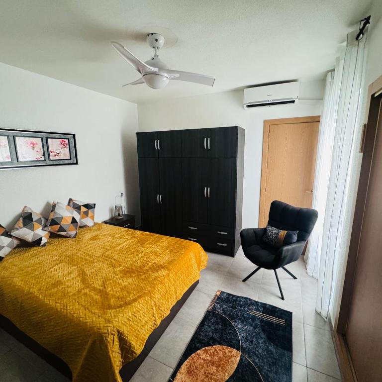 Spacious apartment 100m from the beach and promenade - Apartamento de 1 dormitorio - 3