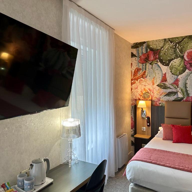 HOTEL ARVERNA VICHY - ClT'HOTEL - Chambre Double Supérieure Confort avec 1 Lit de 180 cm - 7