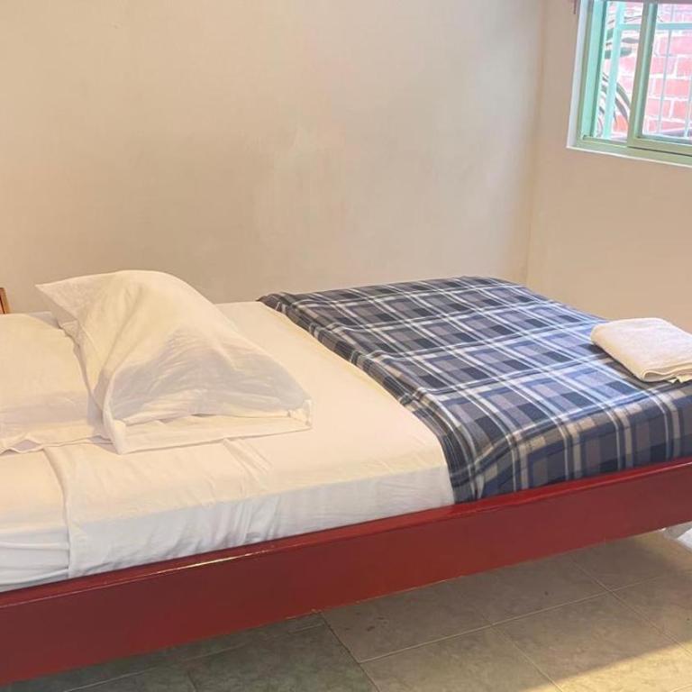 Sandalio Hostal Cali - Habitación Doble Estándar - 1 o 2 camas - 4