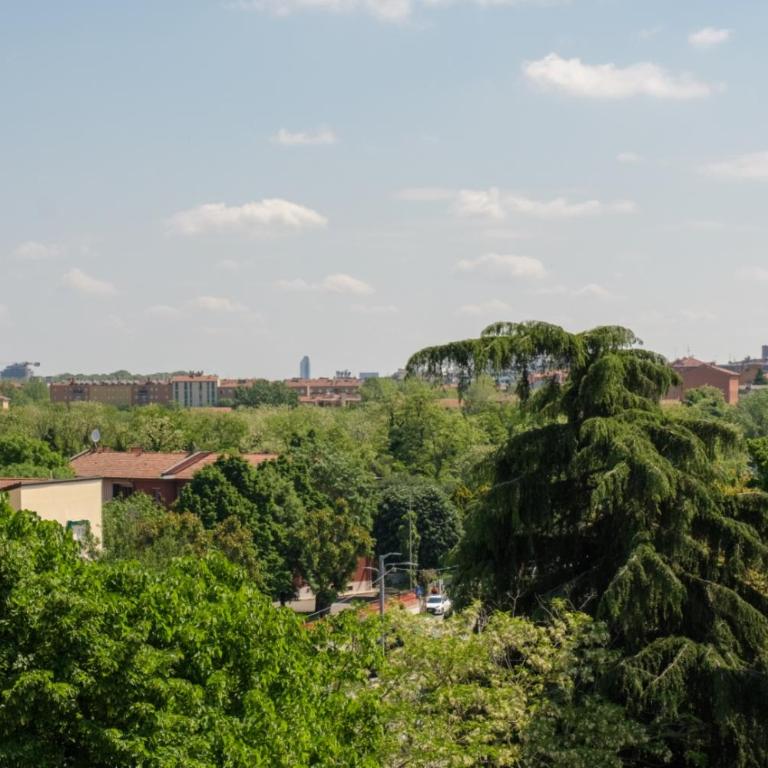 BOLOGNA MAGGIORE comoda al CENTRO di tutto - Three-Bedroom Apartment - High Floor - 2