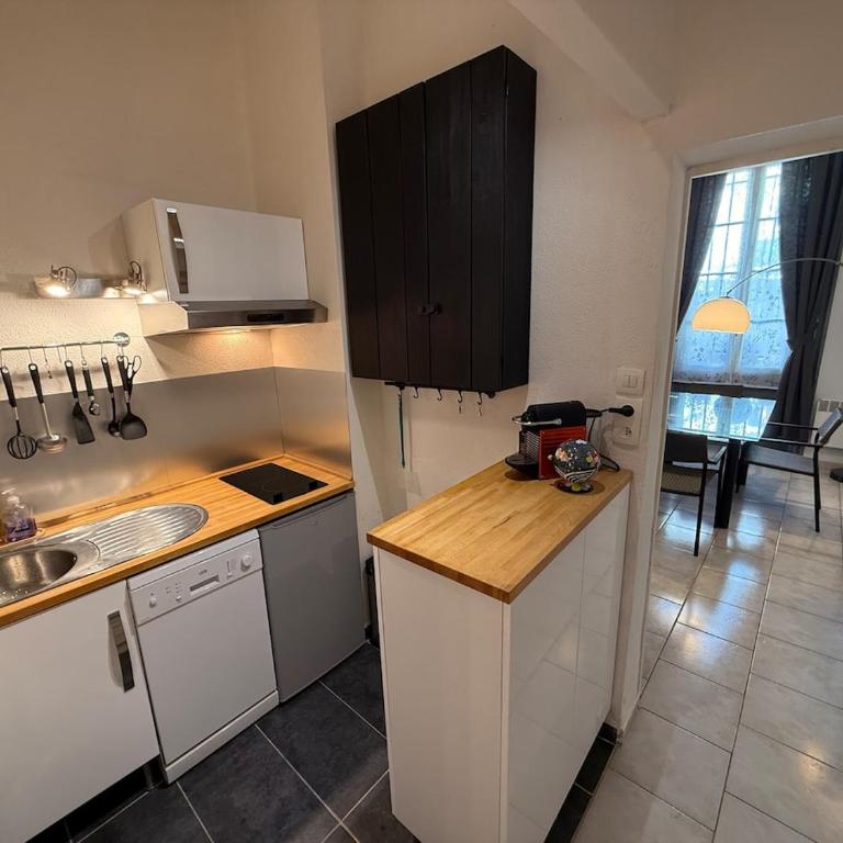 Appartement RDC avec parking en intra-muros - One-Bedroom Apartment - 10
