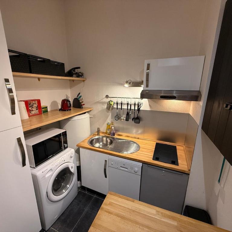 Appartement RDC avec parking en intra-muros - One-Bedroom Apartment - 7
