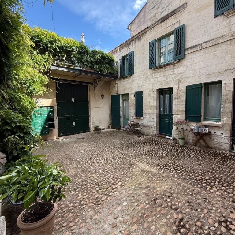 Appartement RDC avec parking en intra-muros - One-Bedroom Apartment - 5