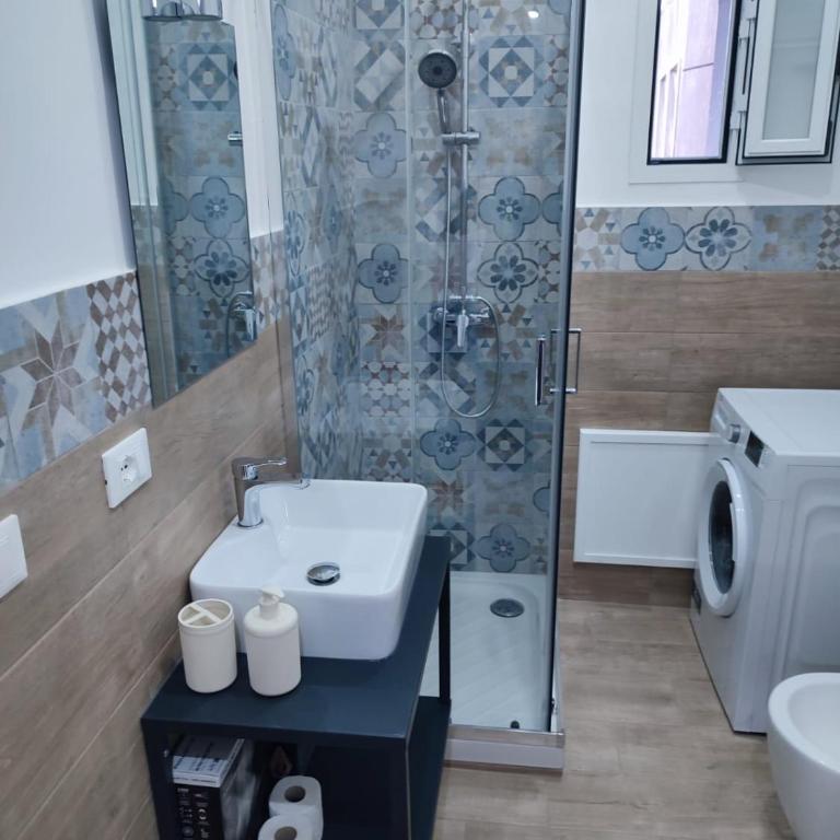 Garibaldi Palace - Standard Apartment - 11