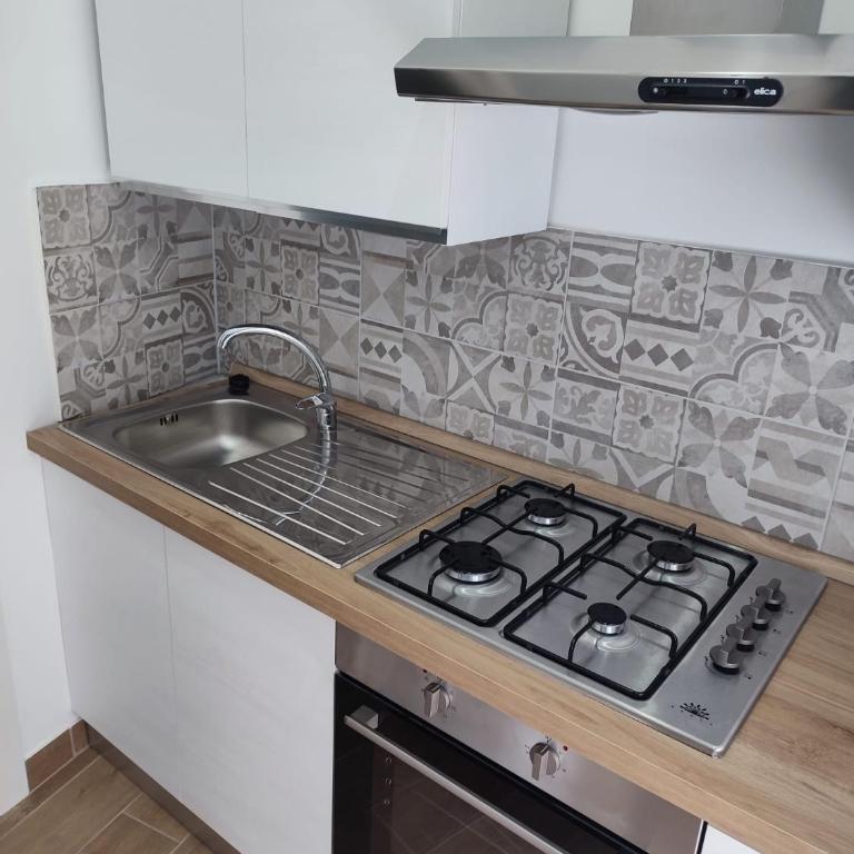 Garibaldi Palace - Standard Apartment - 15