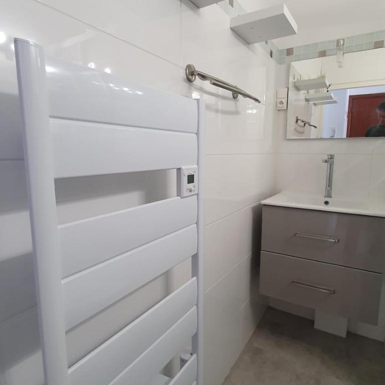 Le Gryselis - One-Bedroom Apartment - 14