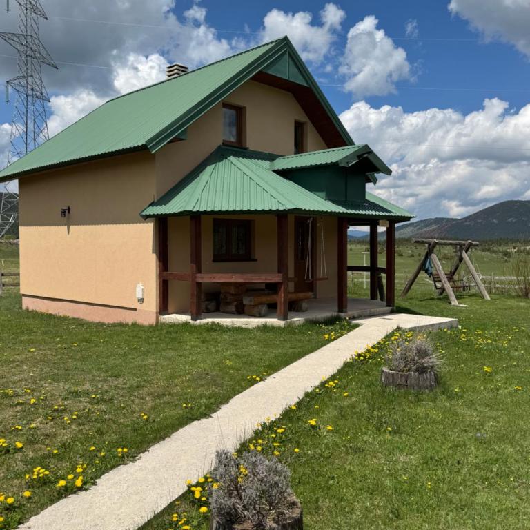 Vacation Home Andjelic - Three-Bedroom House - 23