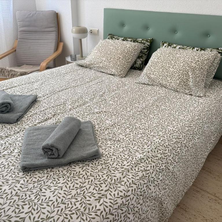 Mira al Mar y Tabarca en urbanización Santa Pola - Apartamento de 2 dormitorios - 17