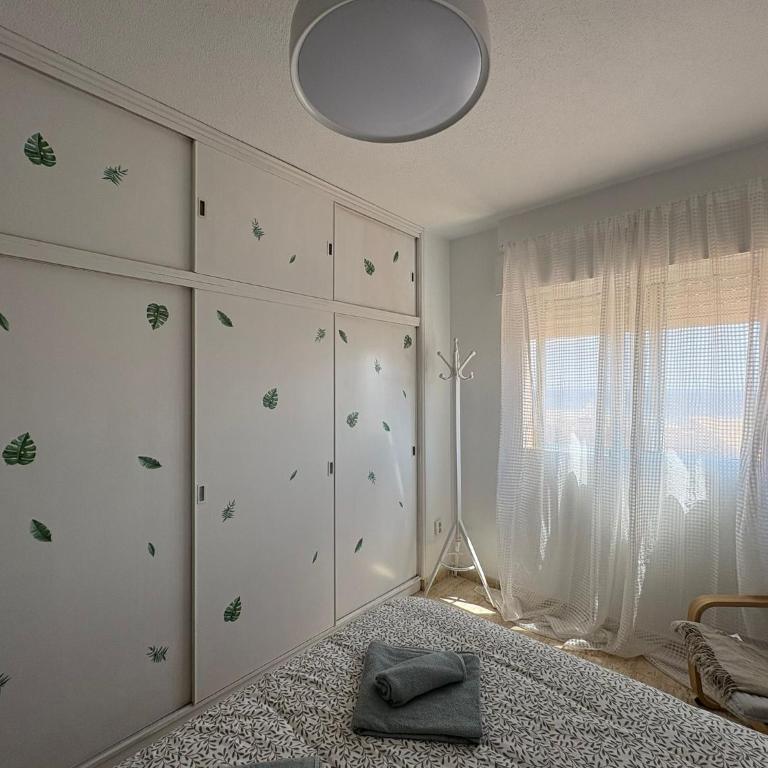 Mira al Mar y Tabarca en urbanización Santa Pola - Apartamento de 2 dormitorios - 22