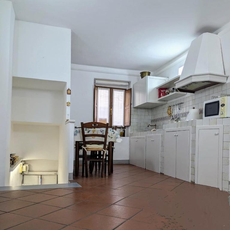 Appartamento dei Leoni - 50 mt dalla Basilica di San Francesco - Appartamento con 2 Camere da Letto - 4