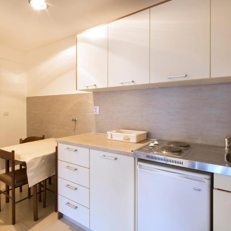 Vila Simon - Porodični Apartman Tipa "Suite" - 6