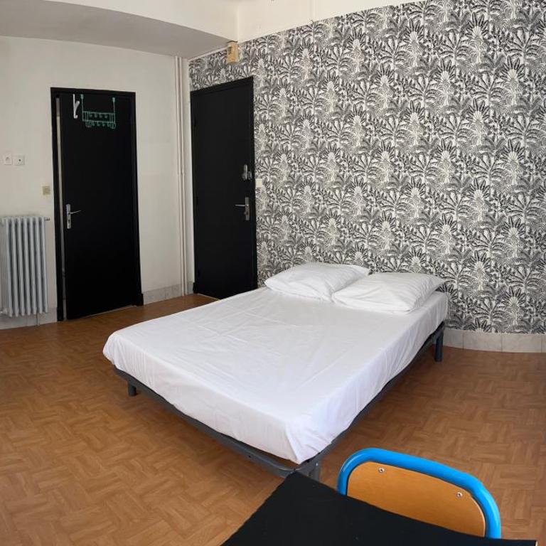 Alpazur - Double Room with Private Bathroom - 3