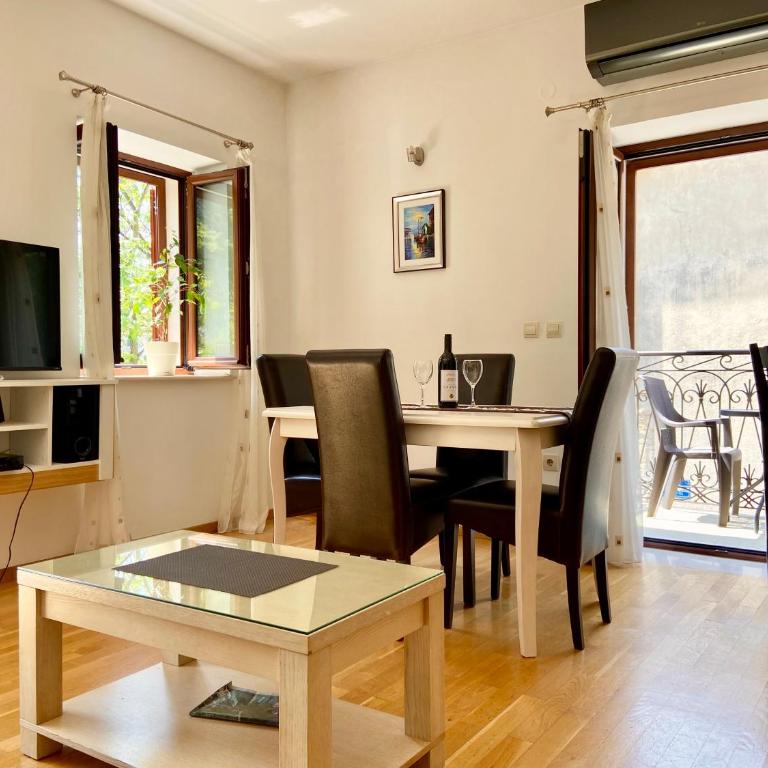 Fiumera Kotor Apartment - Apartment with Terrace - 9
