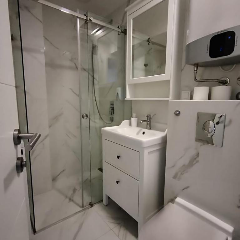 Benvenuti DELUXE - Two-Bedroom Apartment - 22