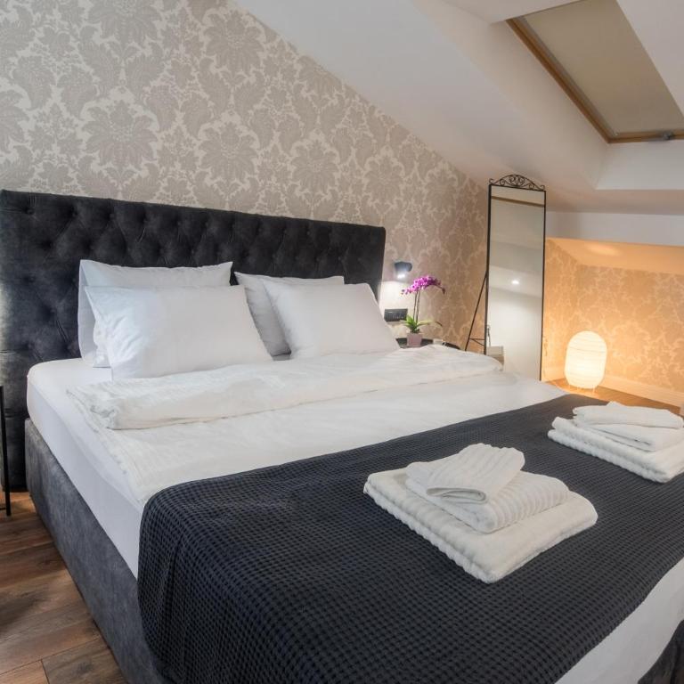 Benvenuti DELUXE - Two-Bedroom Apartment - 14