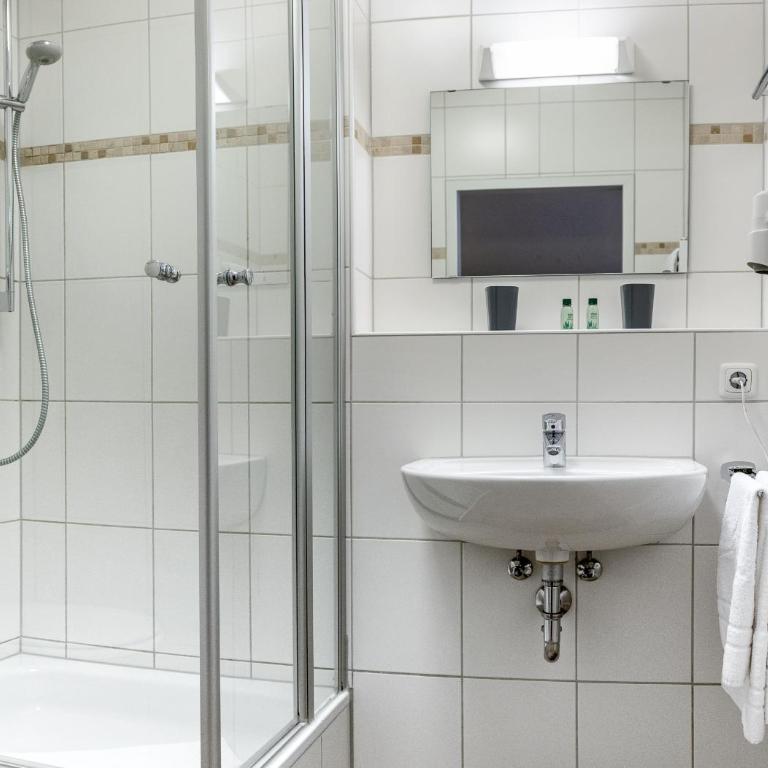 Werdenfelser Hof - Doppelzimmer mit Stadtblick - 6