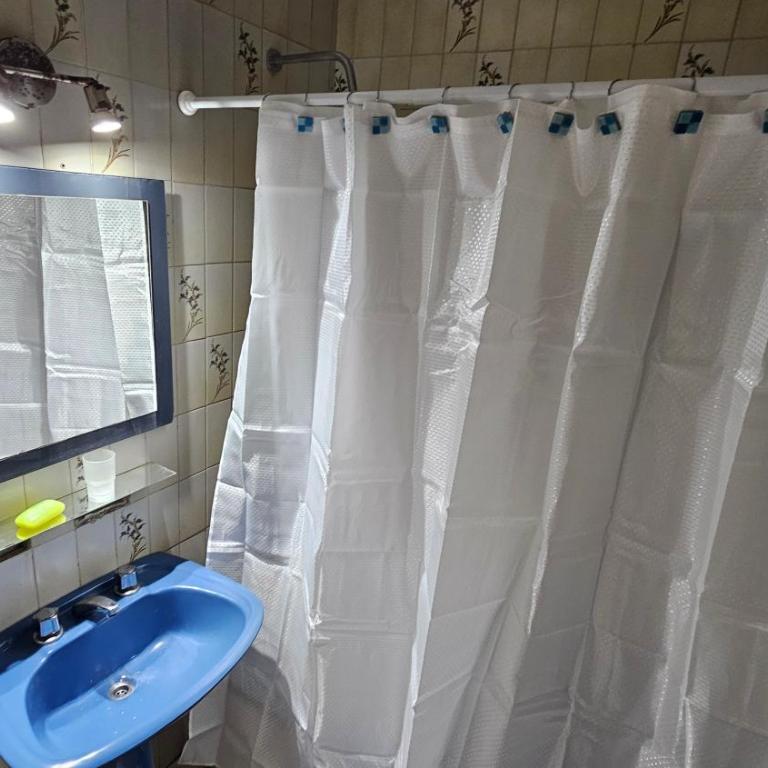 Excelente dos ambientes en La Perla cochera free - Apartamento de 1 dormitorio - 19